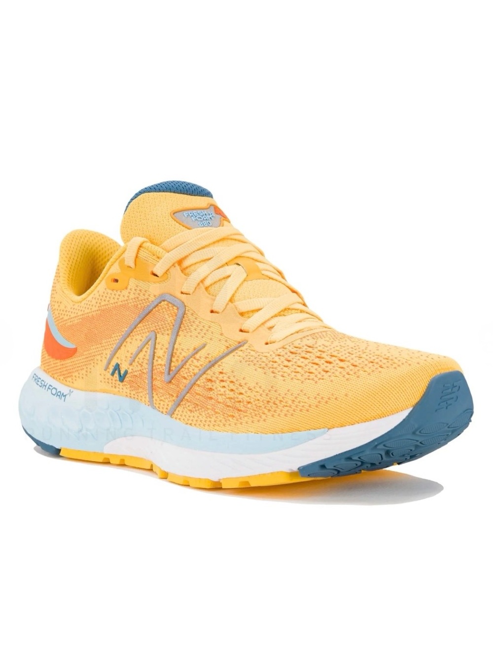 New Balance Fresh Foam X 880v12 in Vibrant Apricot / Vibrant Orange Size 11